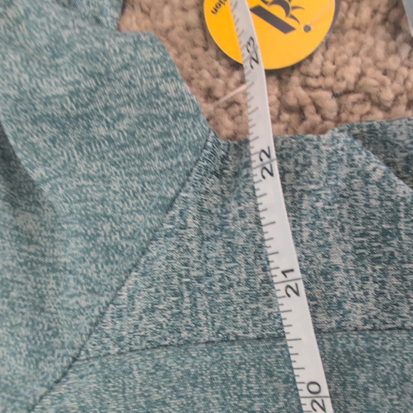 Huk Men's Blue Performance Fishing Shirt - Picture 4 of 5